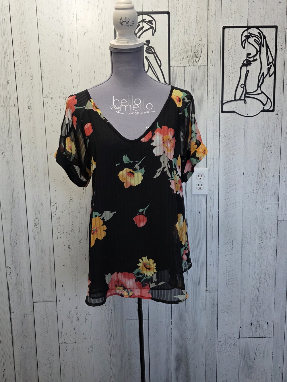Sienna Sky Black Floral Cold Shoulder Blouse Size Medium Sheer Lined Going Out